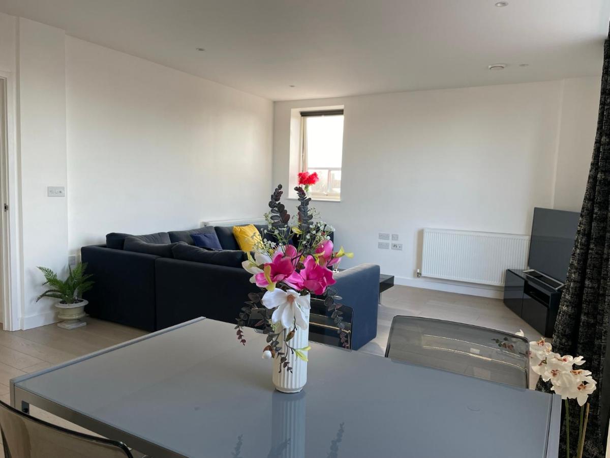 شقة Modern & Spacious Penthouse In North لندن المظهر الخارجي الصورة